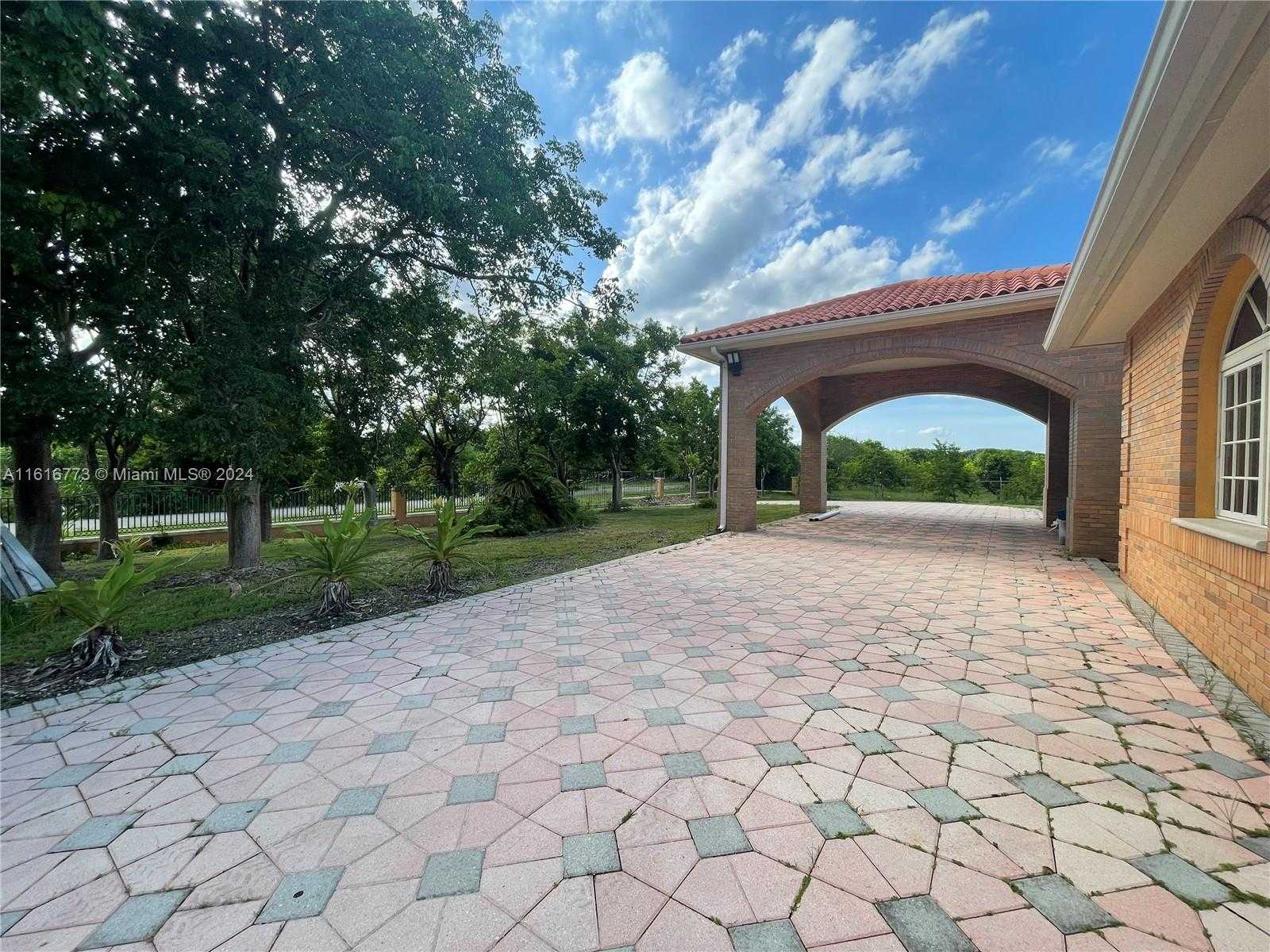 Small Image of 31002 SOUTH WEST 212TH AVE, Homestead Number 19