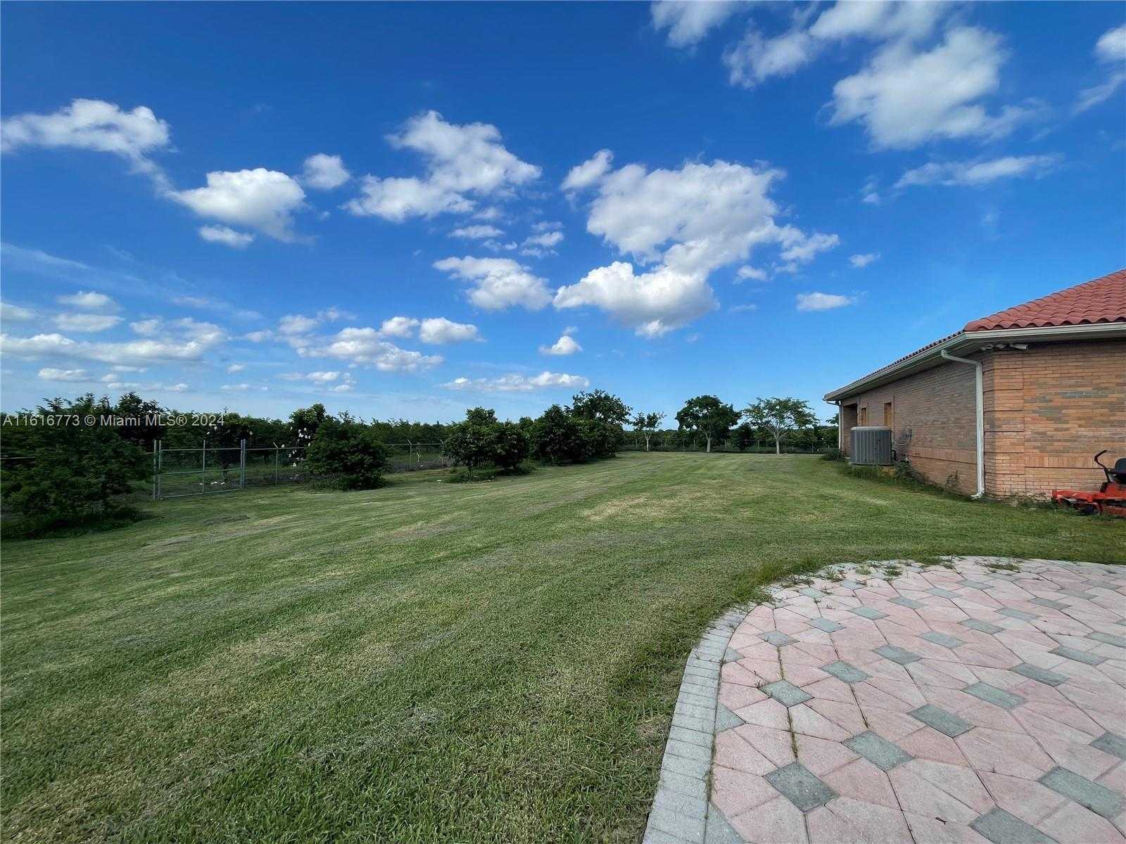 Small Image of 31002 SOUTH WEST 212TH AVE, Homestead Number 22