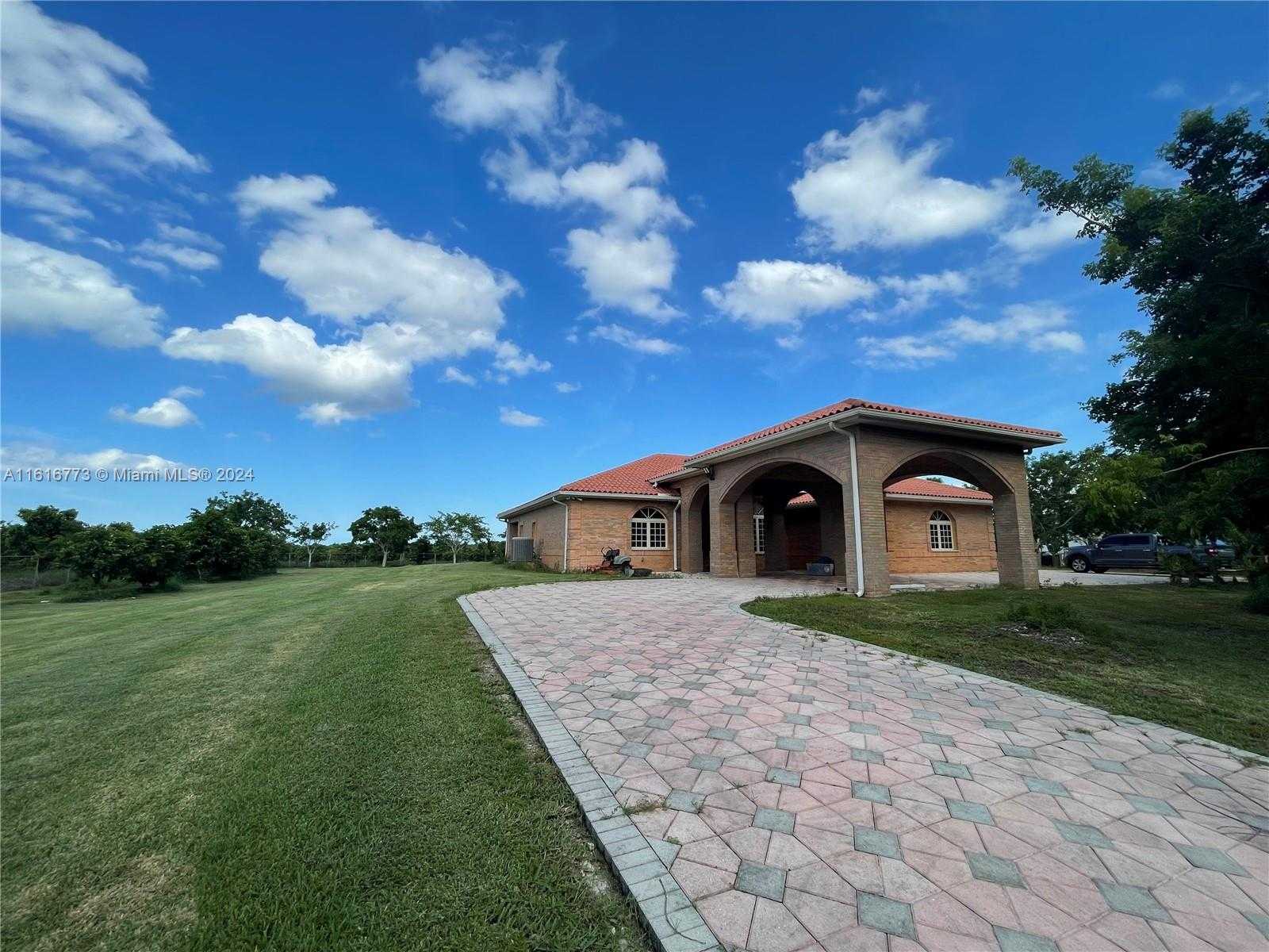 Small Image of 31002 SOUTH WEST 212TH AVE, Homestead Number 23