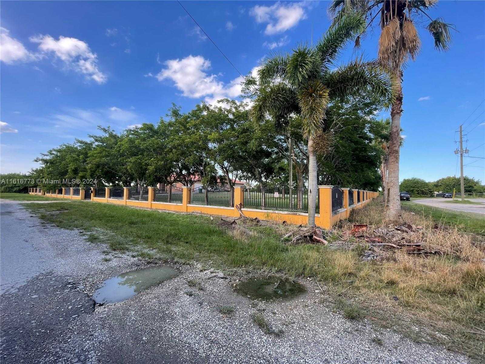 Small Image of 31002 SOUTH WEST 212TH AVE, Homestead Number 30