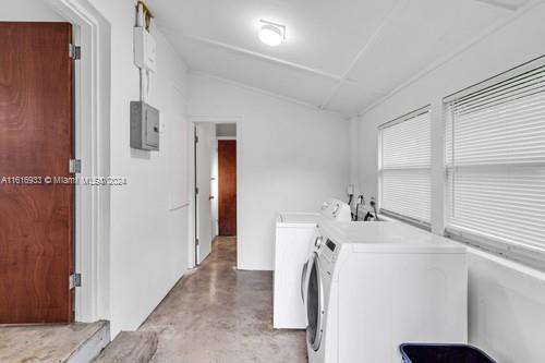 Small Image of 2101 RIVERLAND RD, Fort Lauderdale Number 24