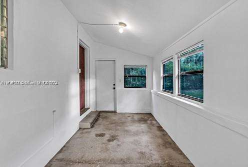Small Image of 2101 RIVERLAND RD, Fort Lauderdale Number 28