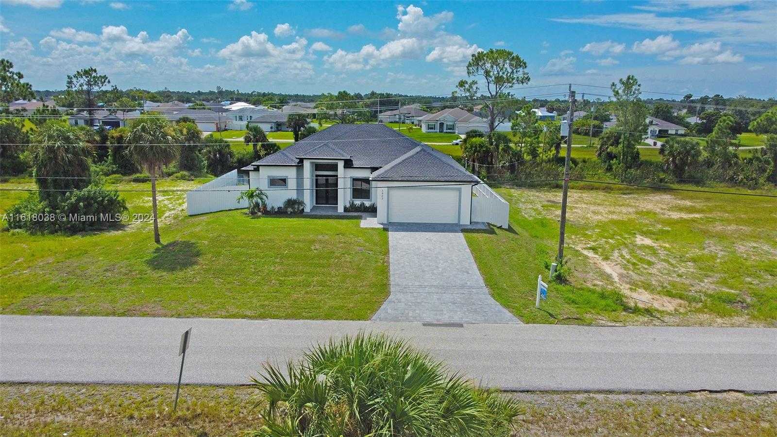 Small Image of 3423 NORTH EAST 13TH AVE, Cape Coral Number 17
