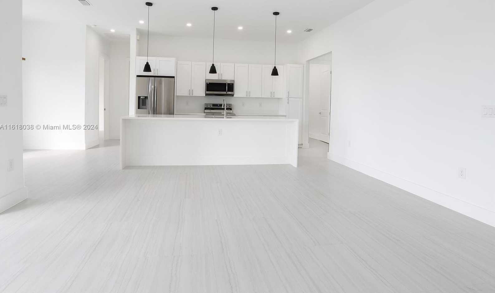 Small Image of 3423 NORTH EAST 13TH AVE, Cape Coral Number 20
