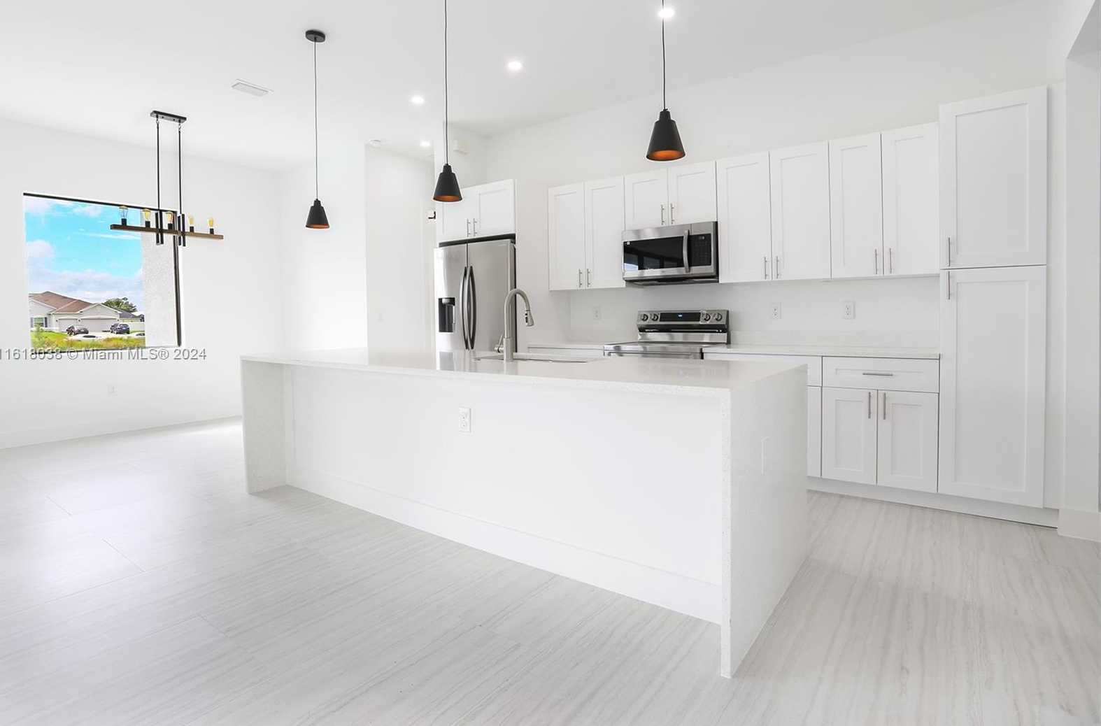 Small Image of 3423 NORTH EAST 13TH AVE, Cape Coral Number 21