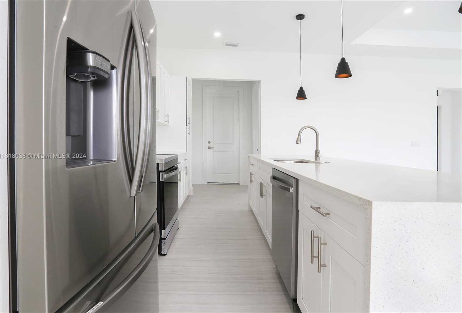 Small Image of 3423 NORTH EAST 13TH AVE, Cape Coral Number 24