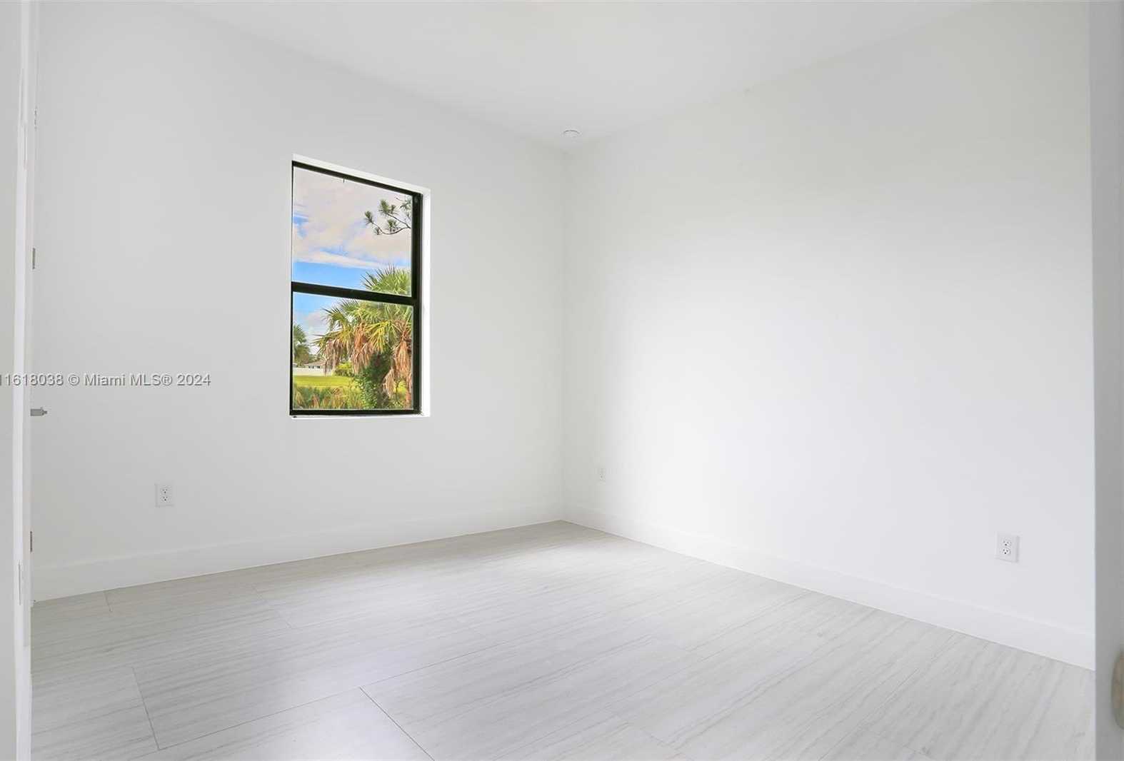 Small Image of 3423 NORTH EAST 13TH AVE, Cape Coral Number 39