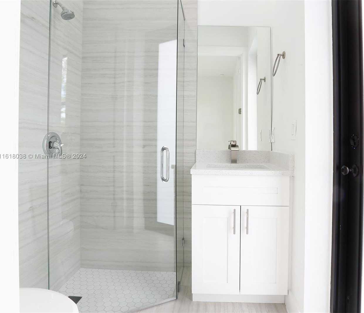 Small Image of 3423 NORTH EAST 13TH AVE, Cape Coral Number 42