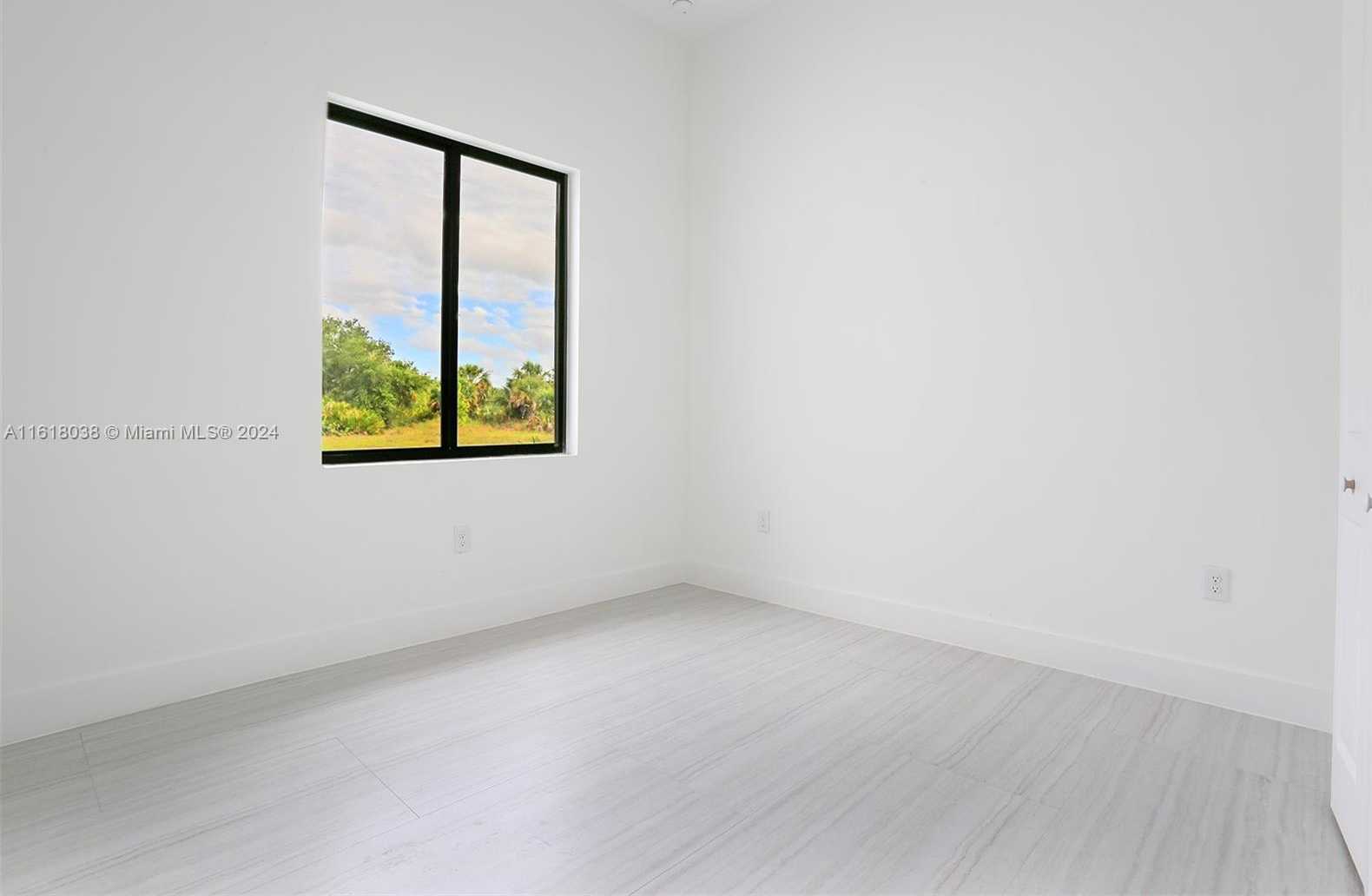 Small Image of 3423 NORTH EAST 13TH AVE, Cape Coral Number 46