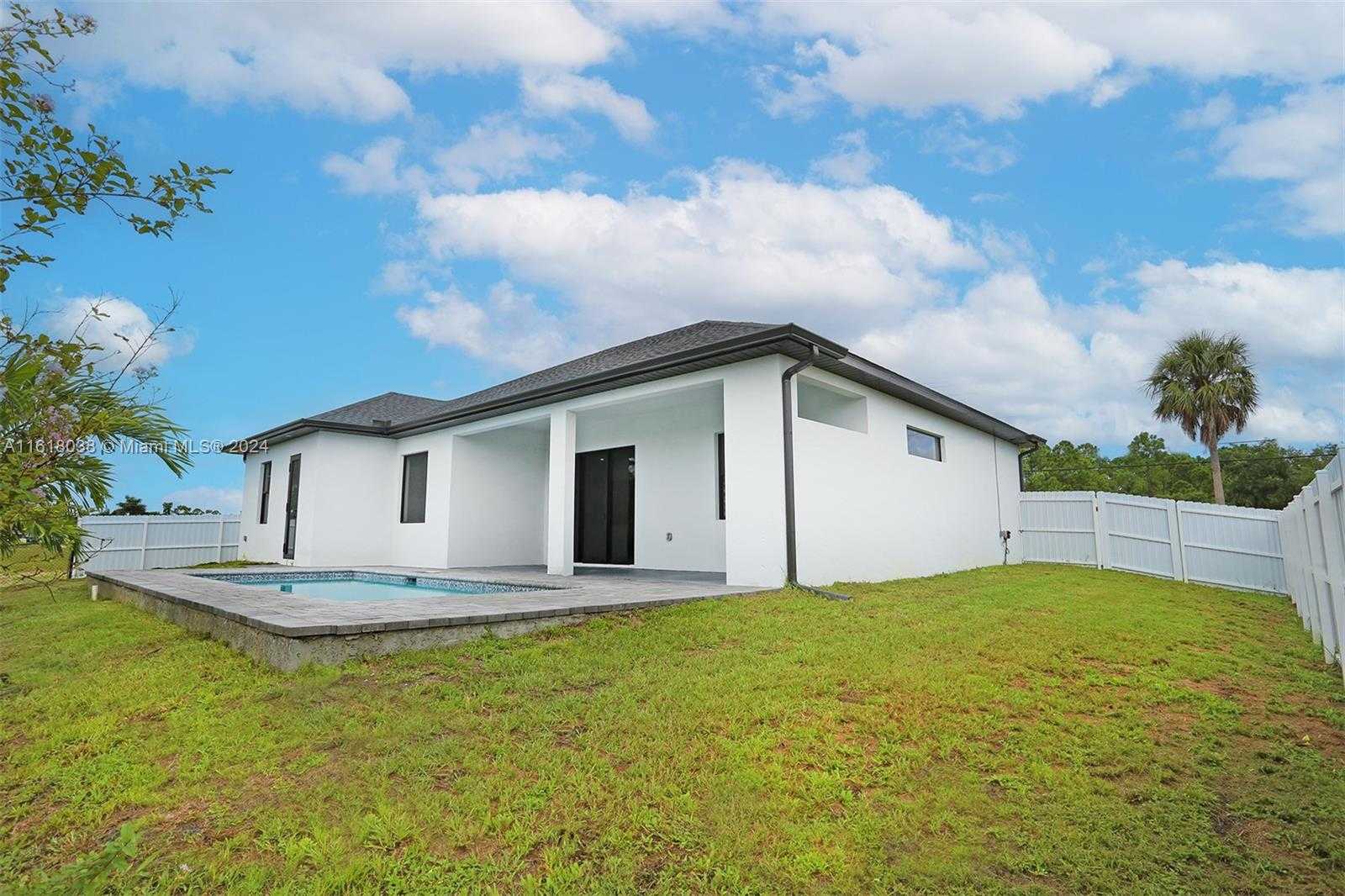 Small Image of 3423 NORTH EAST 13TH AVE, Cape Coral Number 52
