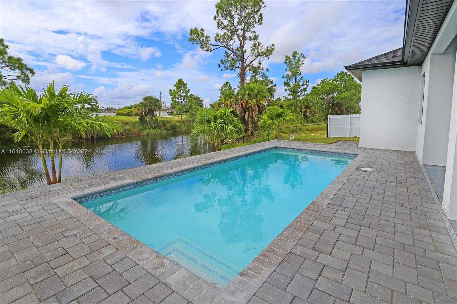 Small Image of 3423 NORTH EAST 13TH AVE, Cape Coral Number 54
