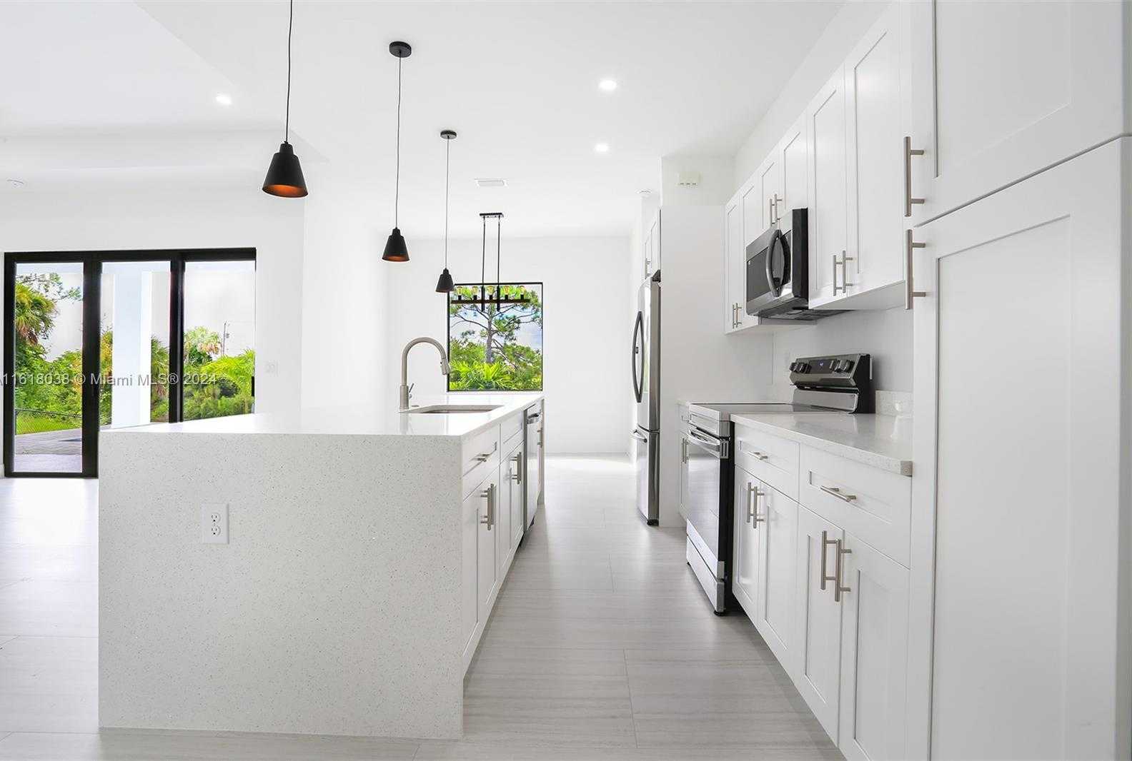 Small Image of 3423 NORTH EAST 13TH AVE, Cape Coral Number 6