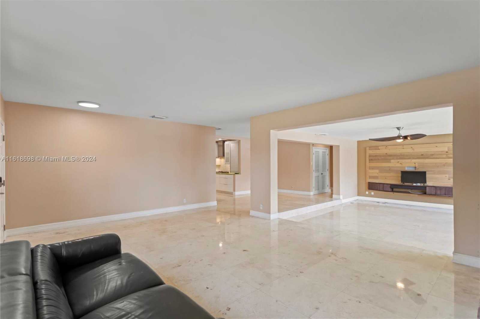 Small Image of 1154 JEFFERSON ST, Hollywood Number 11