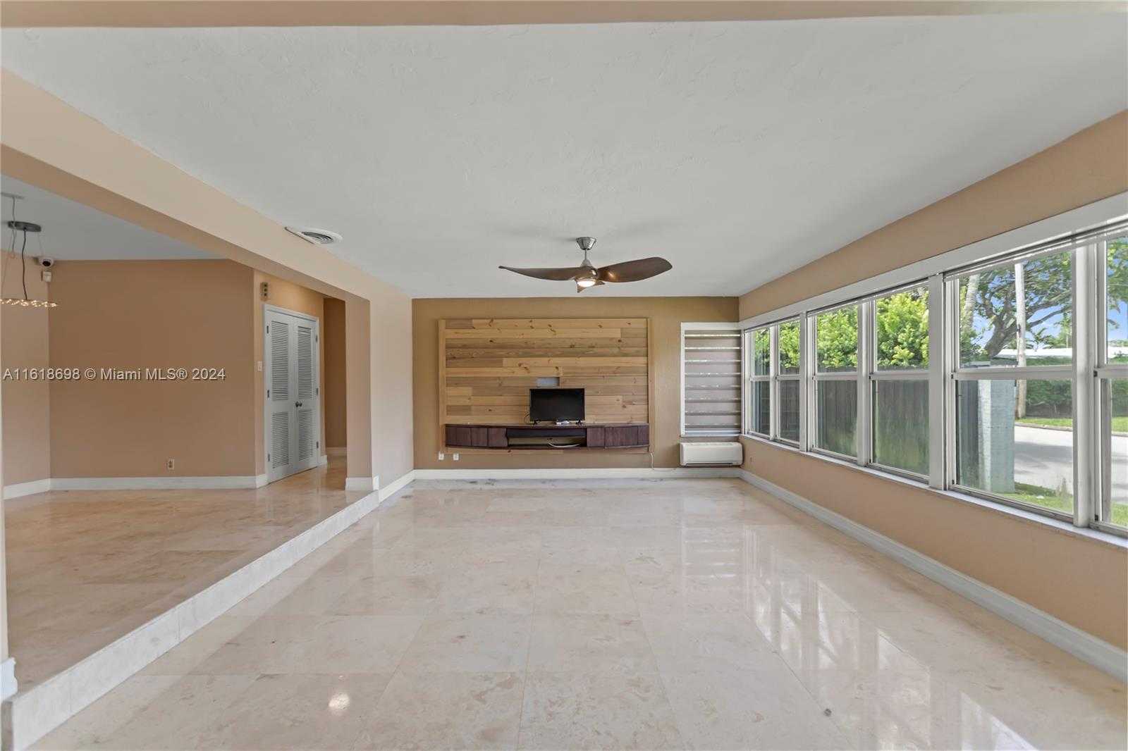 Small Image of 1154 JEFFERSON ST, Hollywood Number 14