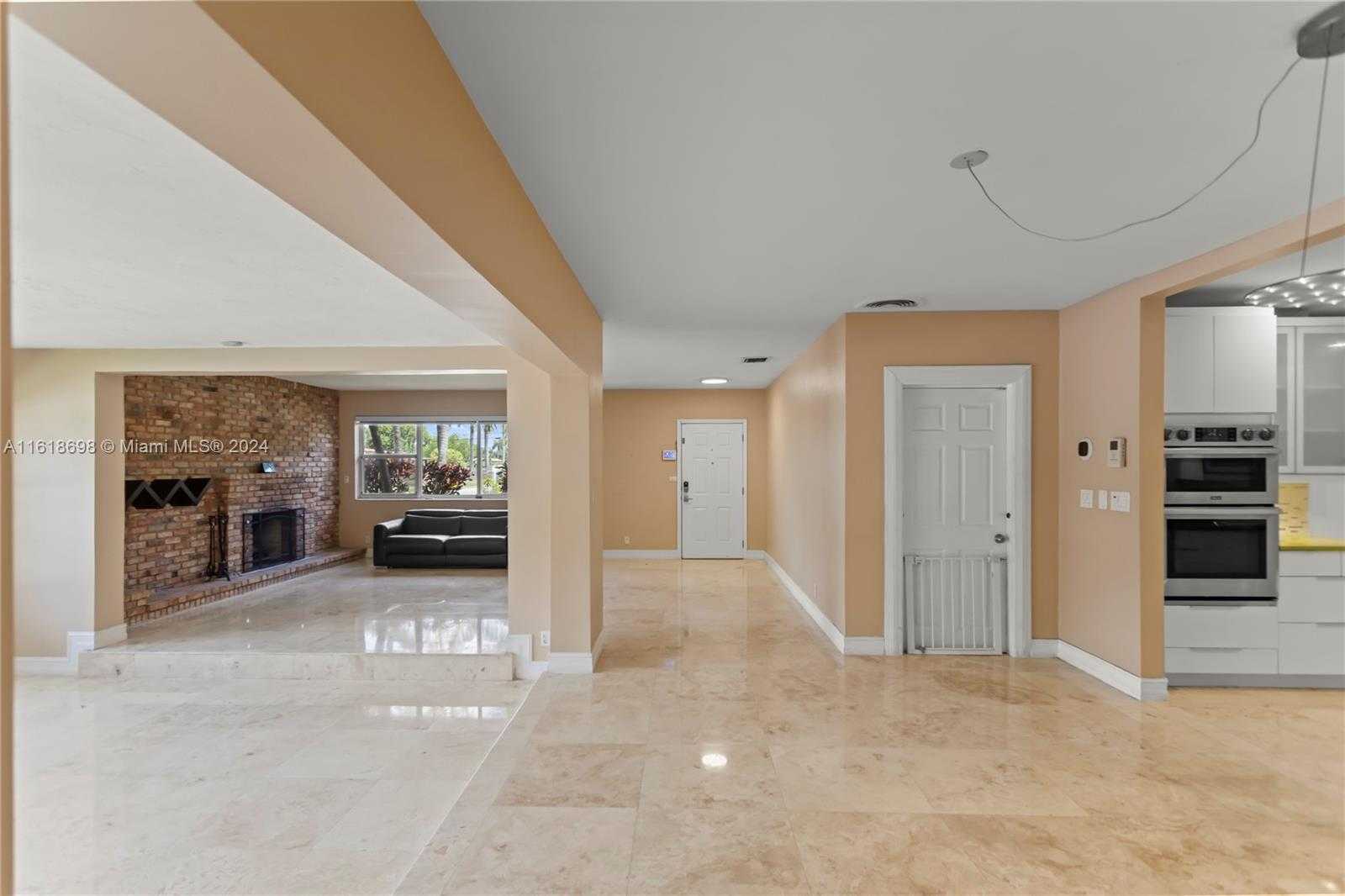 Small Image of 1154 JEFFERSON ST, Hollywood Number 19