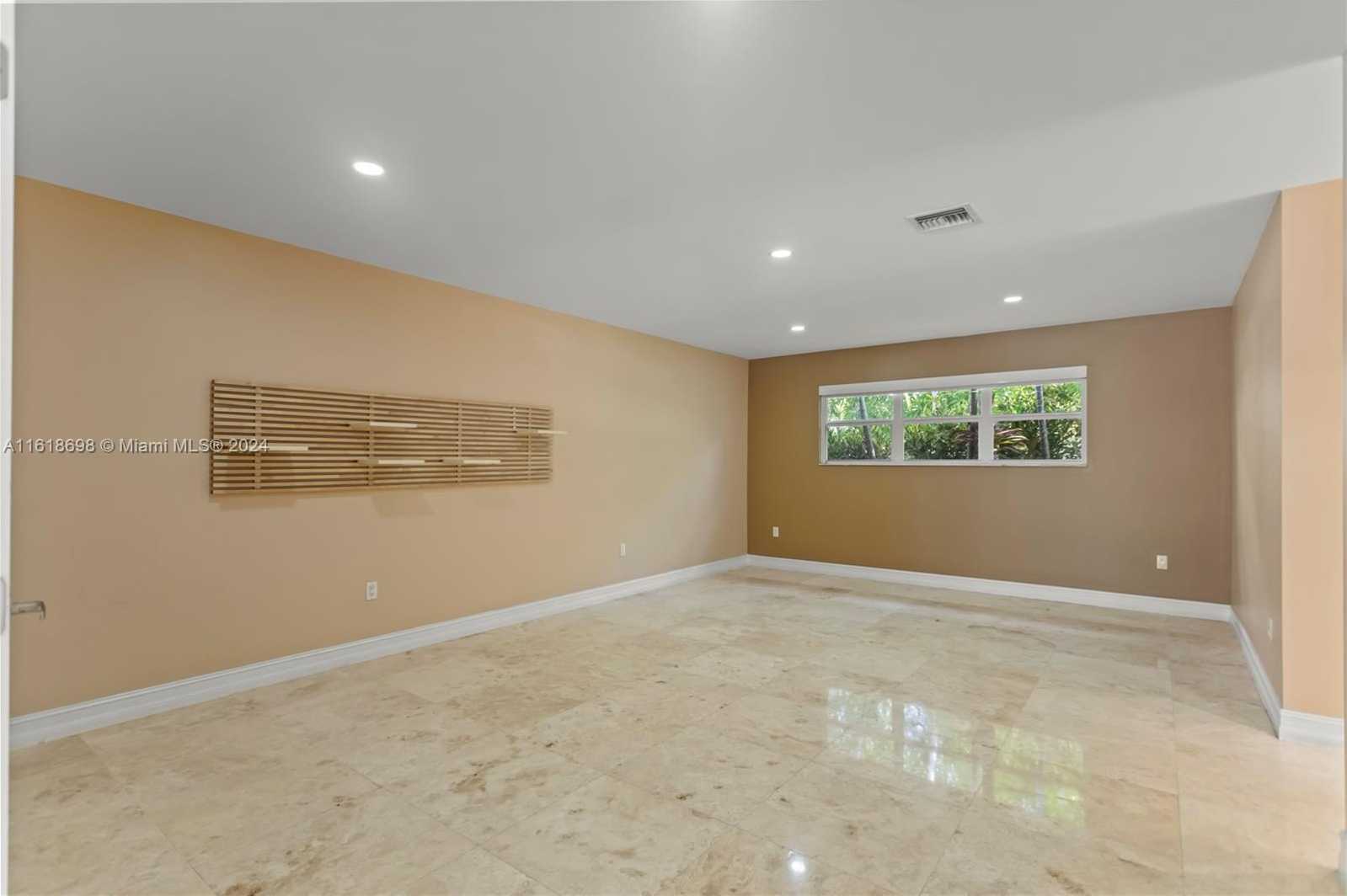 Small Image of 1154 JEFFERSON ST, Hollywood Number 29