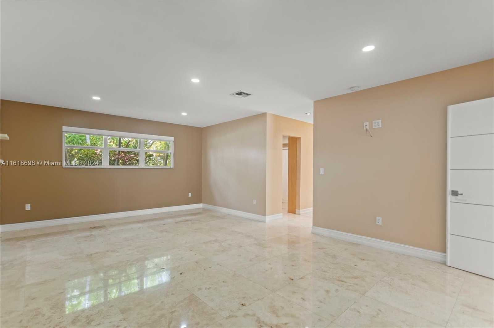 Small Image of 1154 JEFFERSON ST, Hollywood Number 30