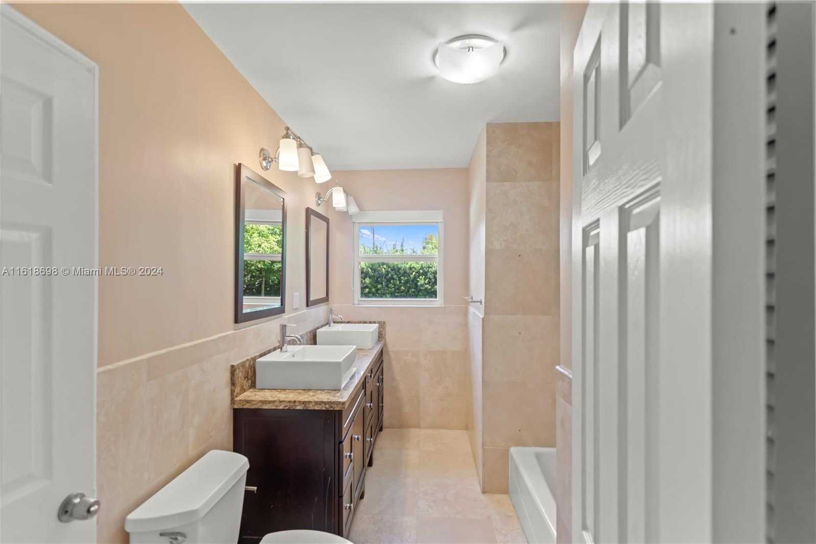 Small Image of 1154 JEFFERSON ST, Hollywood Number 55
