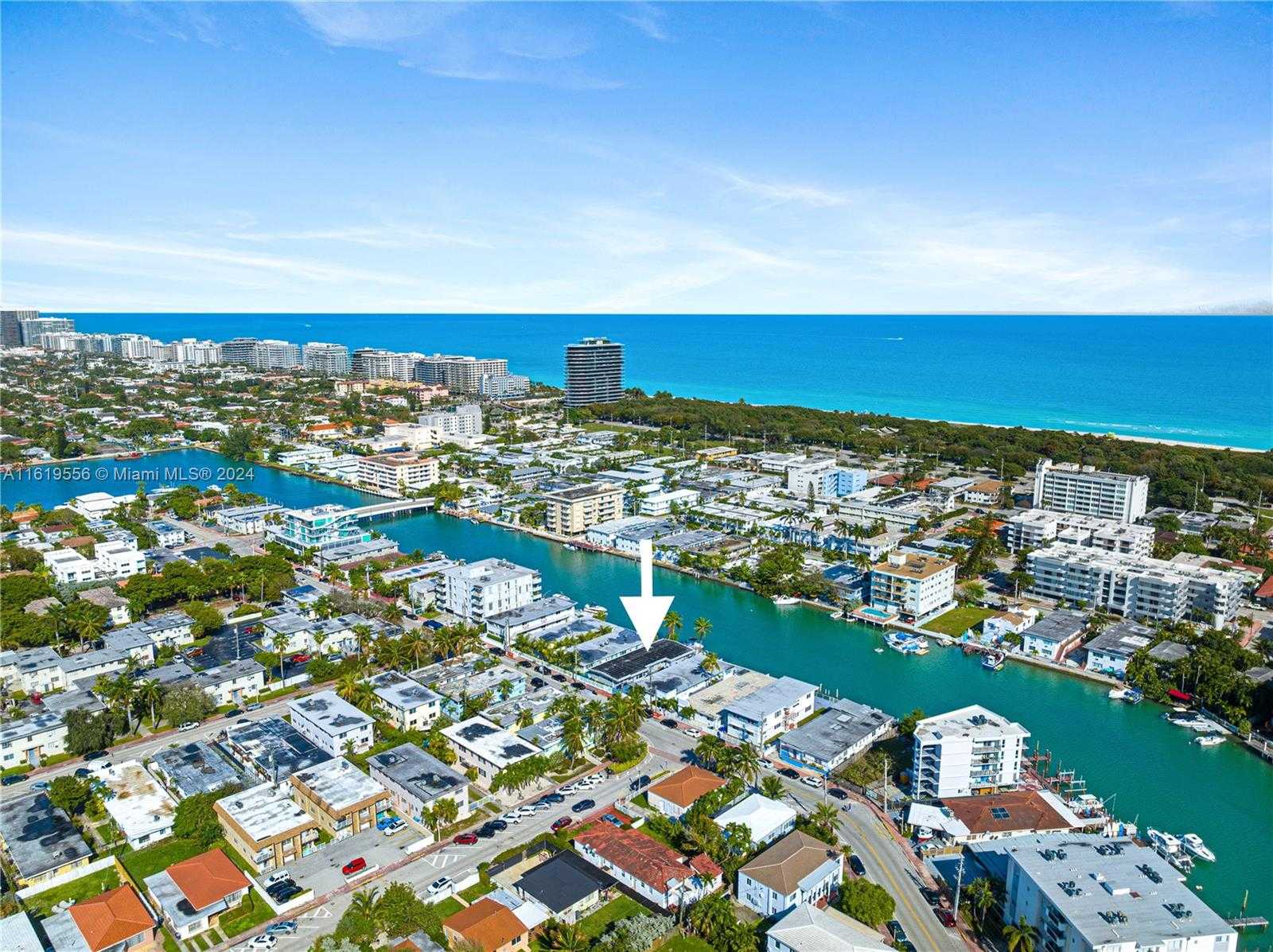 Small Image of 8221 CRESPI BLVD, Miami Beach Number 12