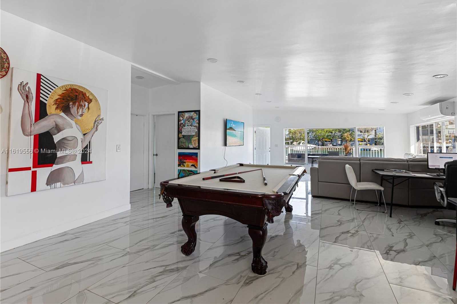 Small Image of 8221 CRESPI BLVD, Miami Beach Number 3
