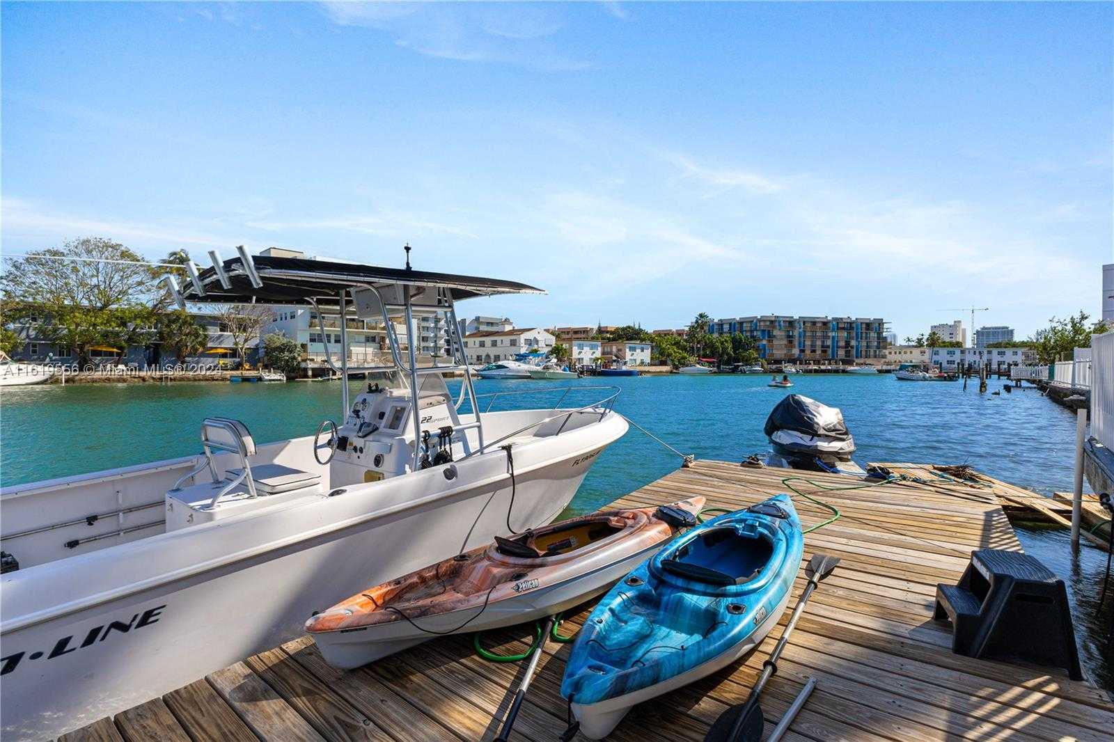 Small Image of 8221 CRESPI BLVD, Miami Beach Number 7