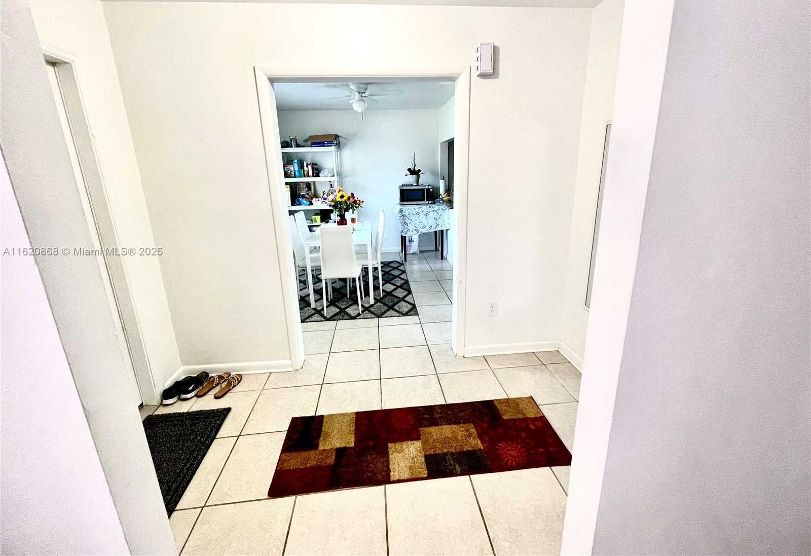 Small Image of 4109 HAYES ST, Hollywood Number 7