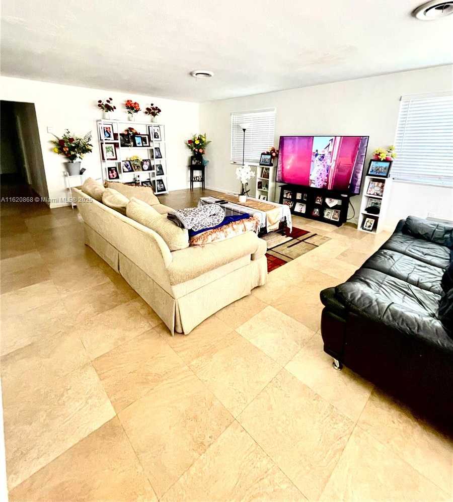 Small Image of 4109 HAYES ST, Hollywood Number 9