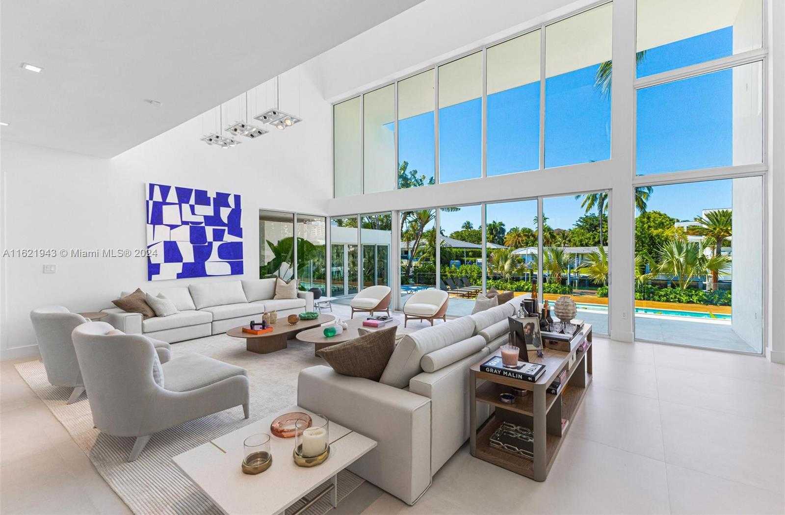 Small Image of 161 CAPE FLORIDA DR, Key Biscayne Number 17