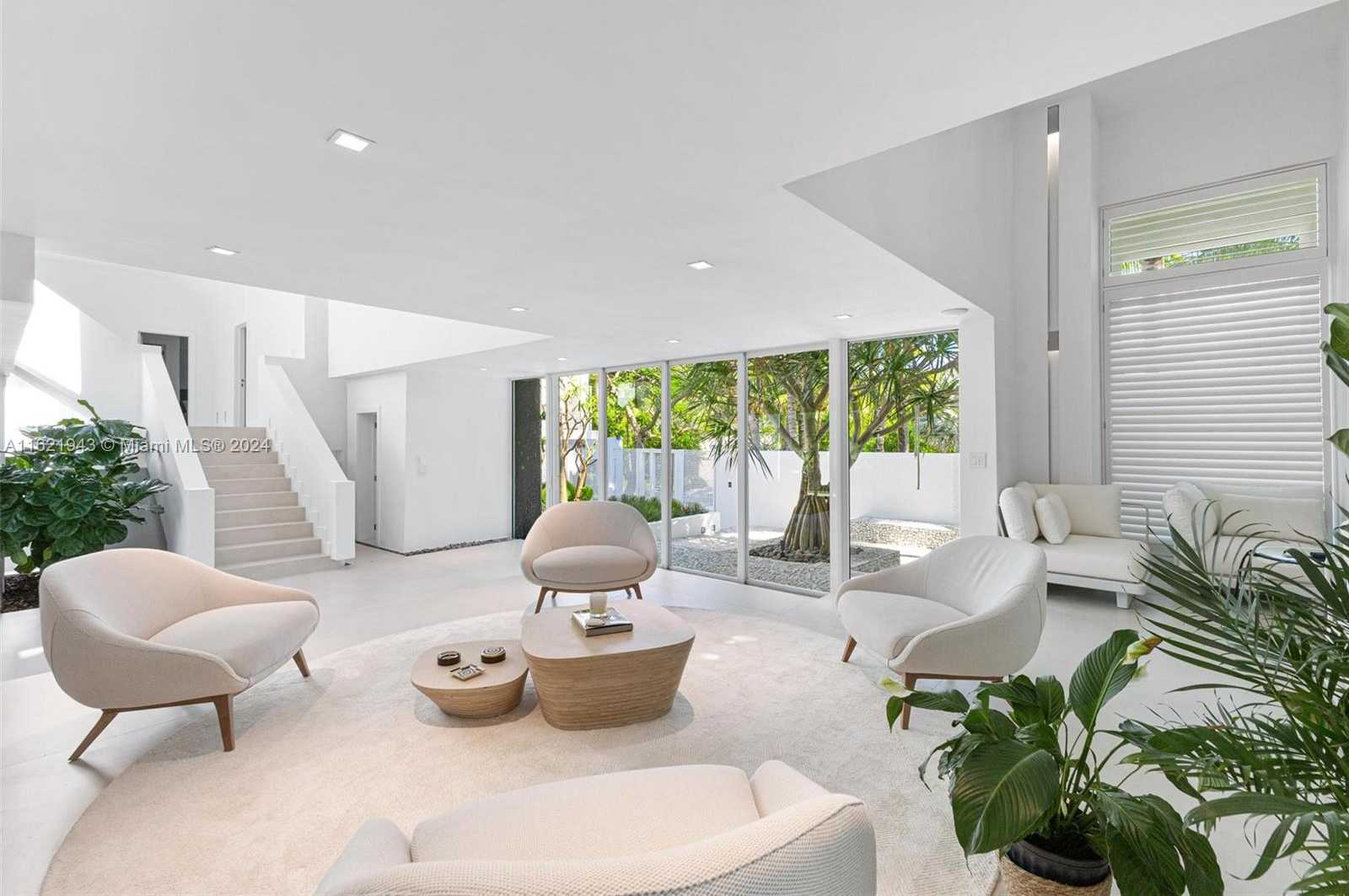 Small Image of 161 CAPE FLORIDA DR, Key Biscayne Number 32