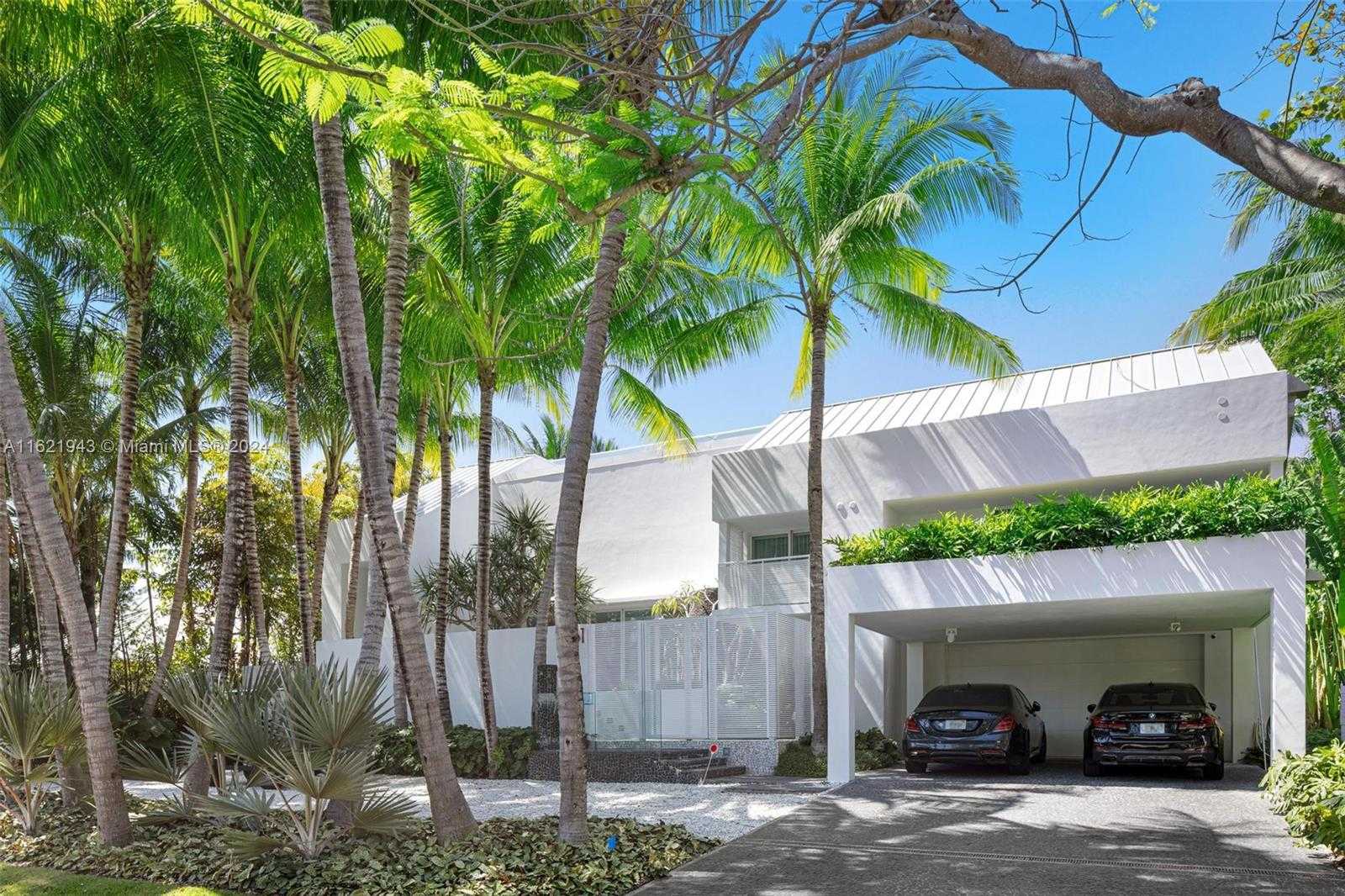 Small Image of 161 CAPE FLORIDA DR, Key Biscayne Number 5