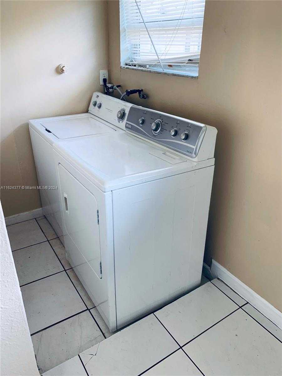 Imagen de Pequeño Objeto
