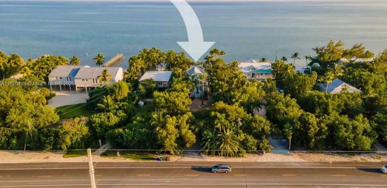 Small Image of 75761 OVERSEAS HWY, Islamorada Number 15