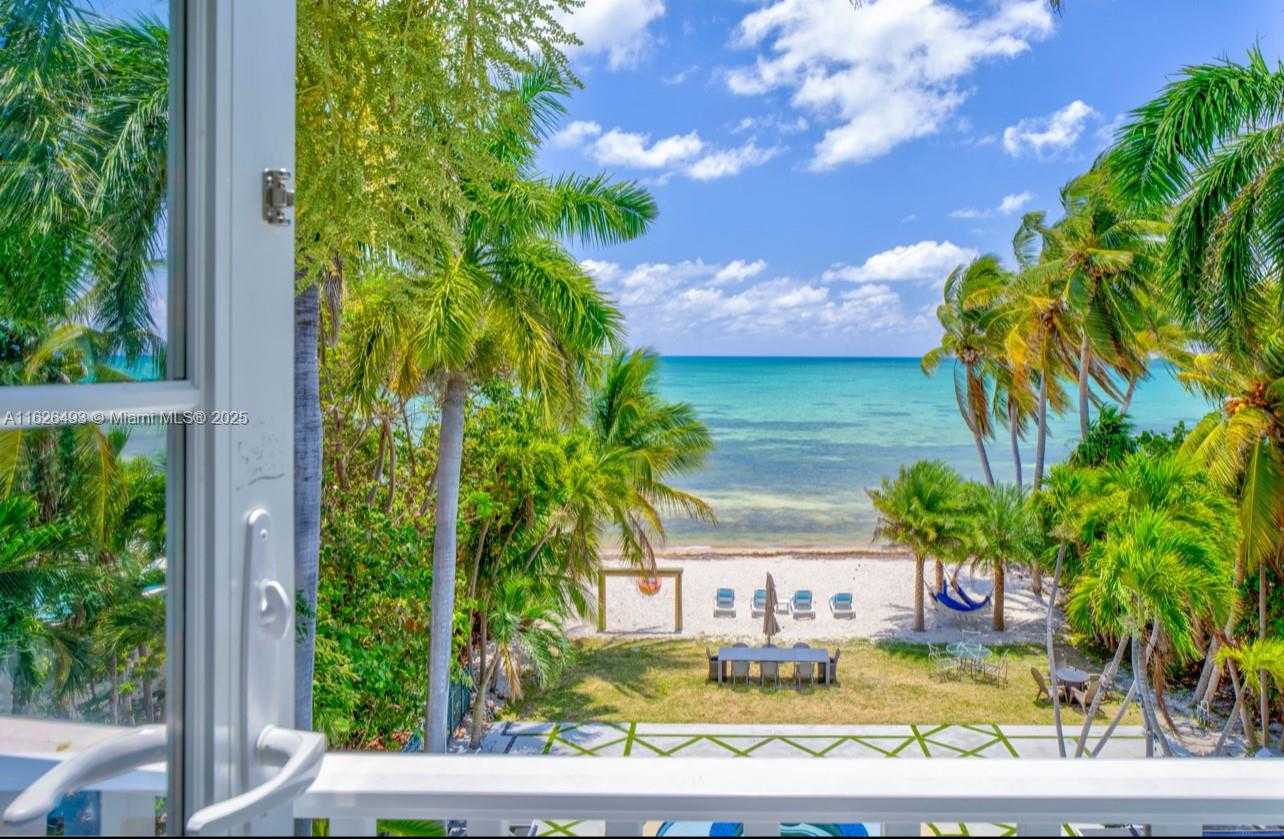 Small Image of 75761 OVERSEAS HWY, Islamorada Number 31
