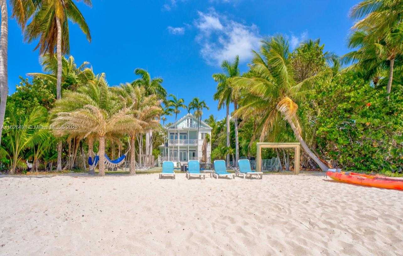 Small Image of 75761 OVERSEAS HWY, Islamorada Number 38