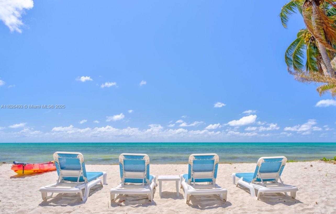 Small Image of 75761 OVERSEAS HWY, Islamorada Number 41