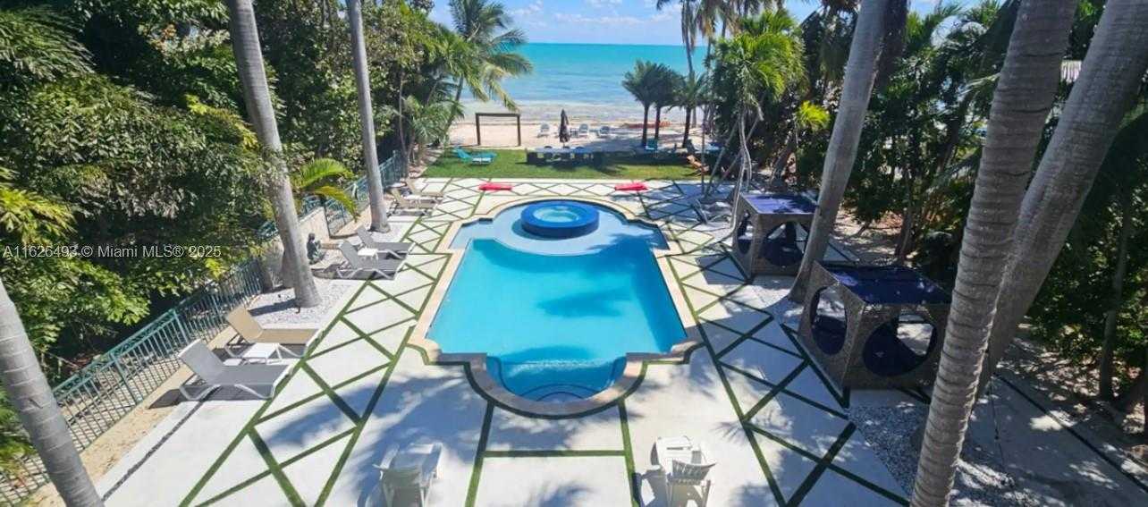 Small Image of 75761 OVERSEAS HWY, Islamorada Number 9
