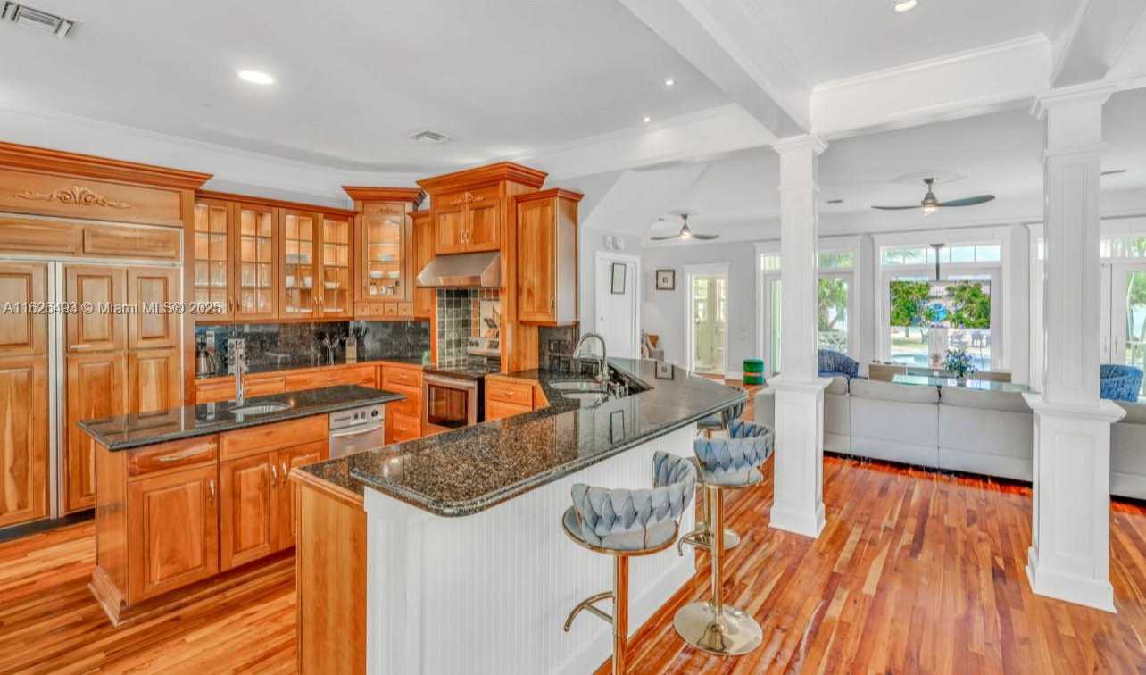 Small Image of 75761 OVERSEAS HWY, Islamorada Number 93