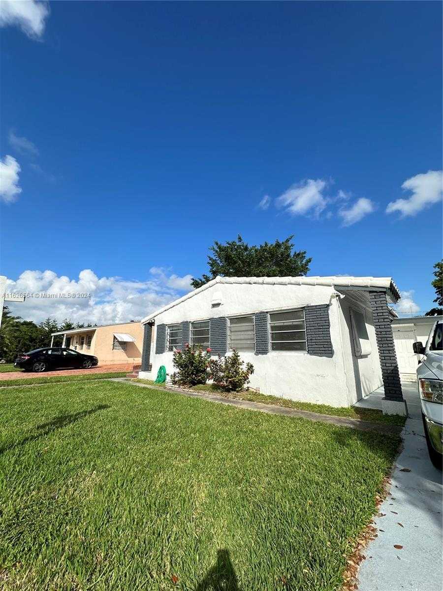 Small Image of 1619 MOFFETT ST, Hollywood Number 2