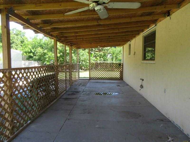 Small Image of 24925 SOUTH WEST 134TH CT, Homestead Number 13