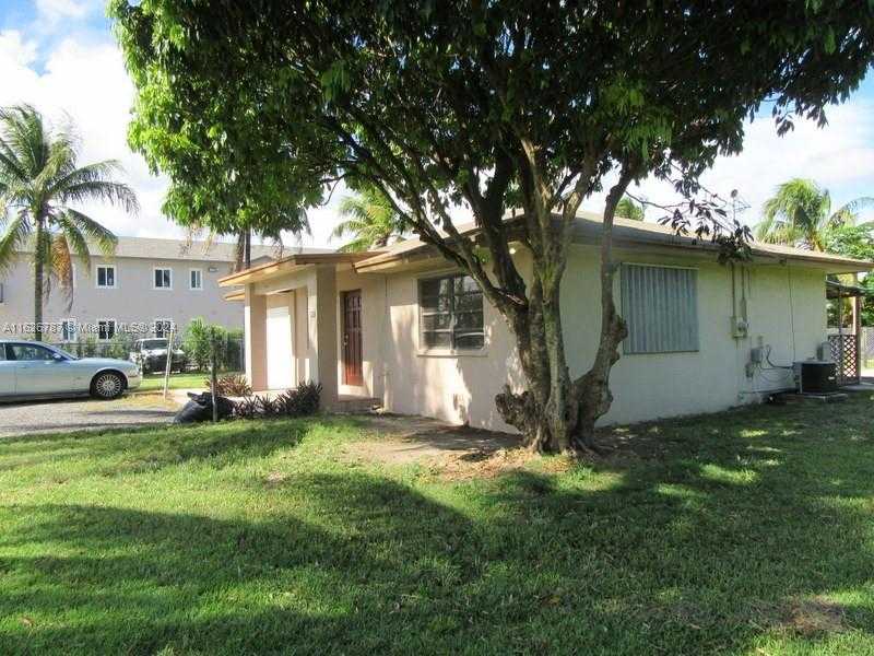 Small Image of 24925 SOUTH WEST 134TH CT, Homestead Number 28