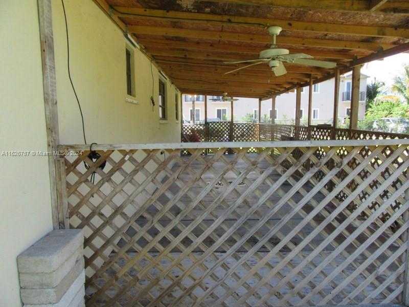 Small Image of 24925 SOUTH WEST 134TH CT, Homestead Number 31