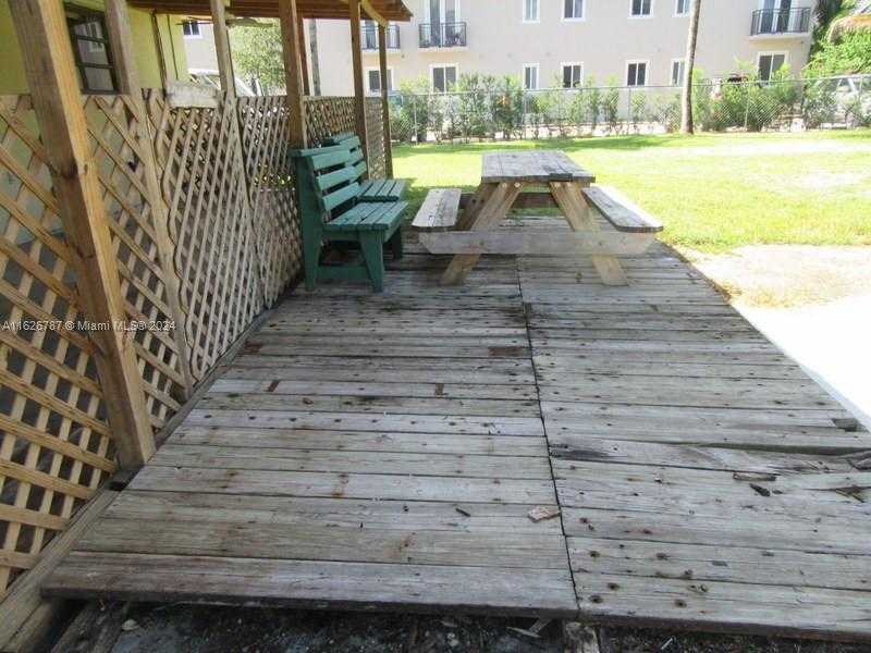 Small Image of 24925 SOUTH WEST 134TH CT, Homestead Number 33