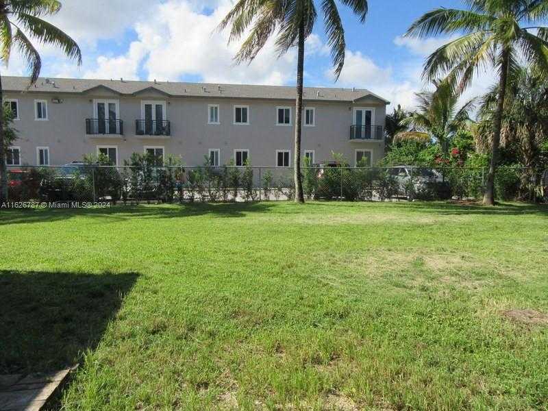 Small Image of 24925 SOUTH WEST 134TH CT, Homestead Number 34