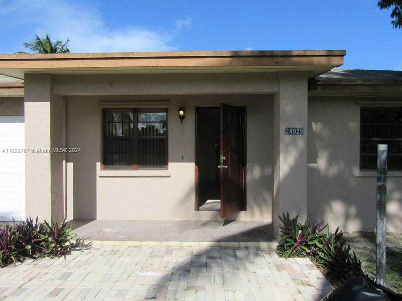 Small Image of 24925 SOUTH WEST 134TH CT, Homestead Number 37