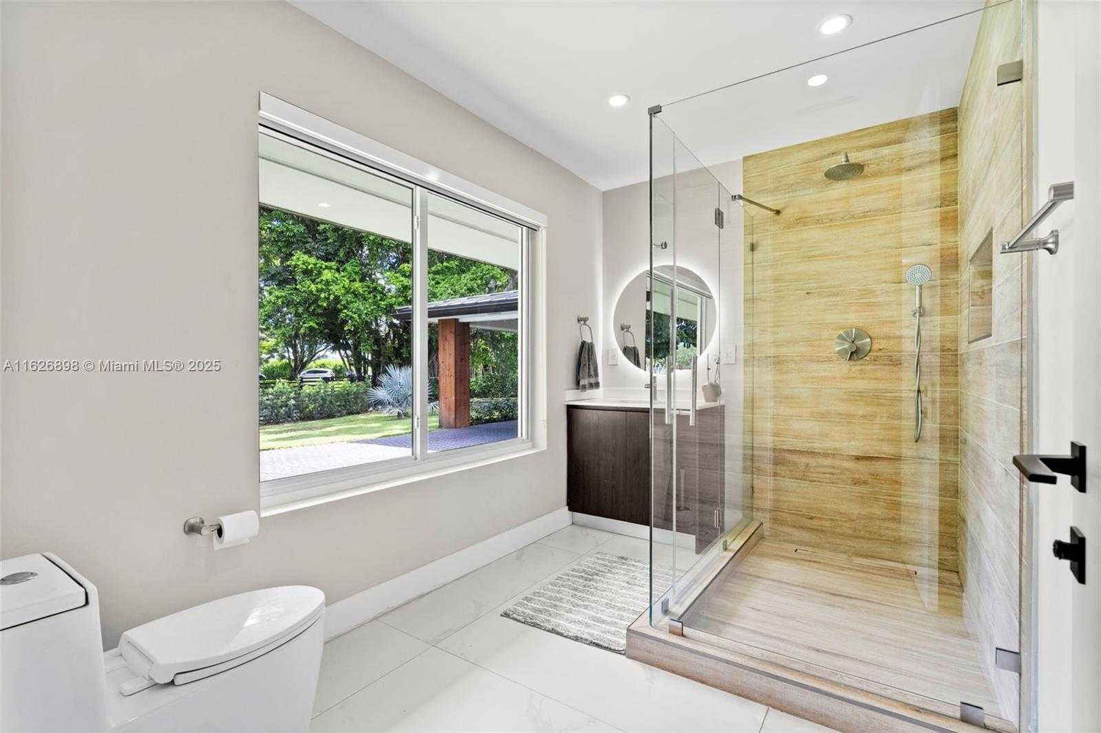 Small Image of 7000 SOUTH WEST 125TH ST, Pinecrest Number 32