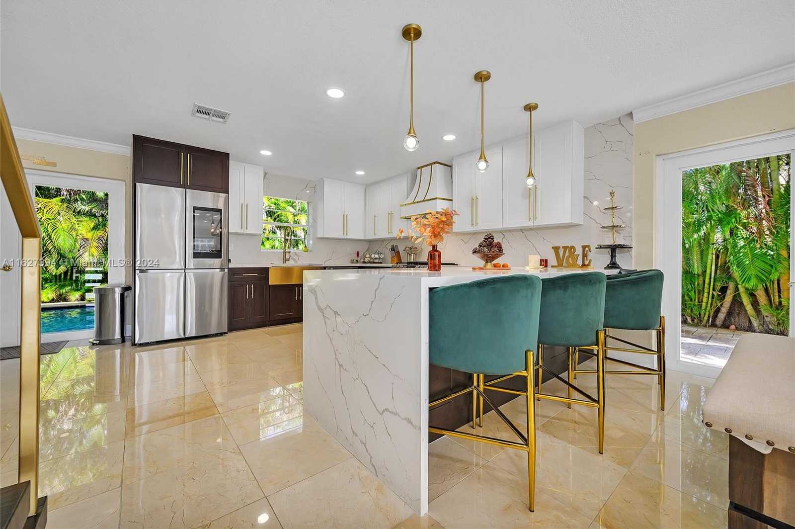 Small Image of 7949 NORTH WEST 188TH TER, Hialeah Number 12