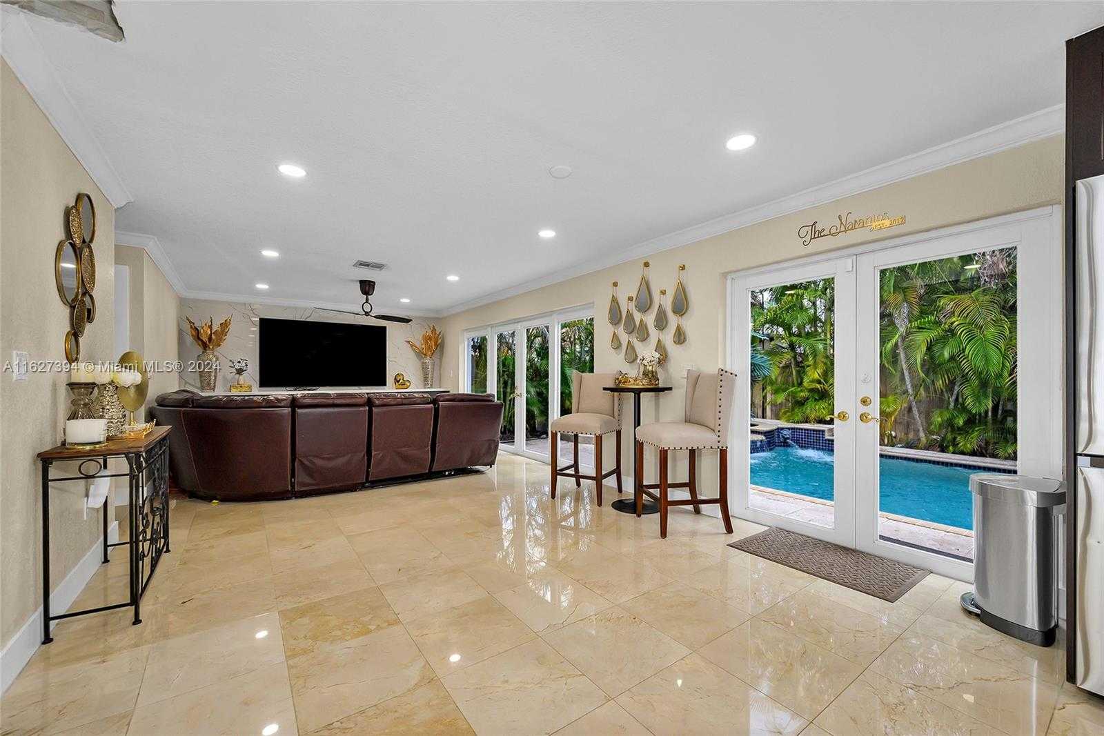 Small Image of 7949 NORTH WEST 188TH TER, Hialeah Number 17