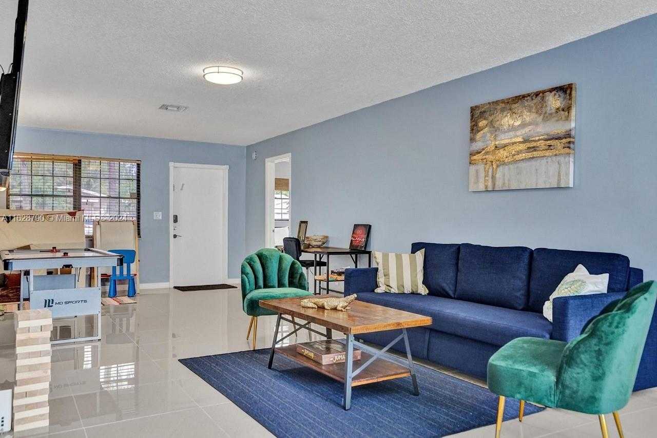 Small Image of 208 SOUTH WEST 2ND AVE, Hallandale Beach Number 10