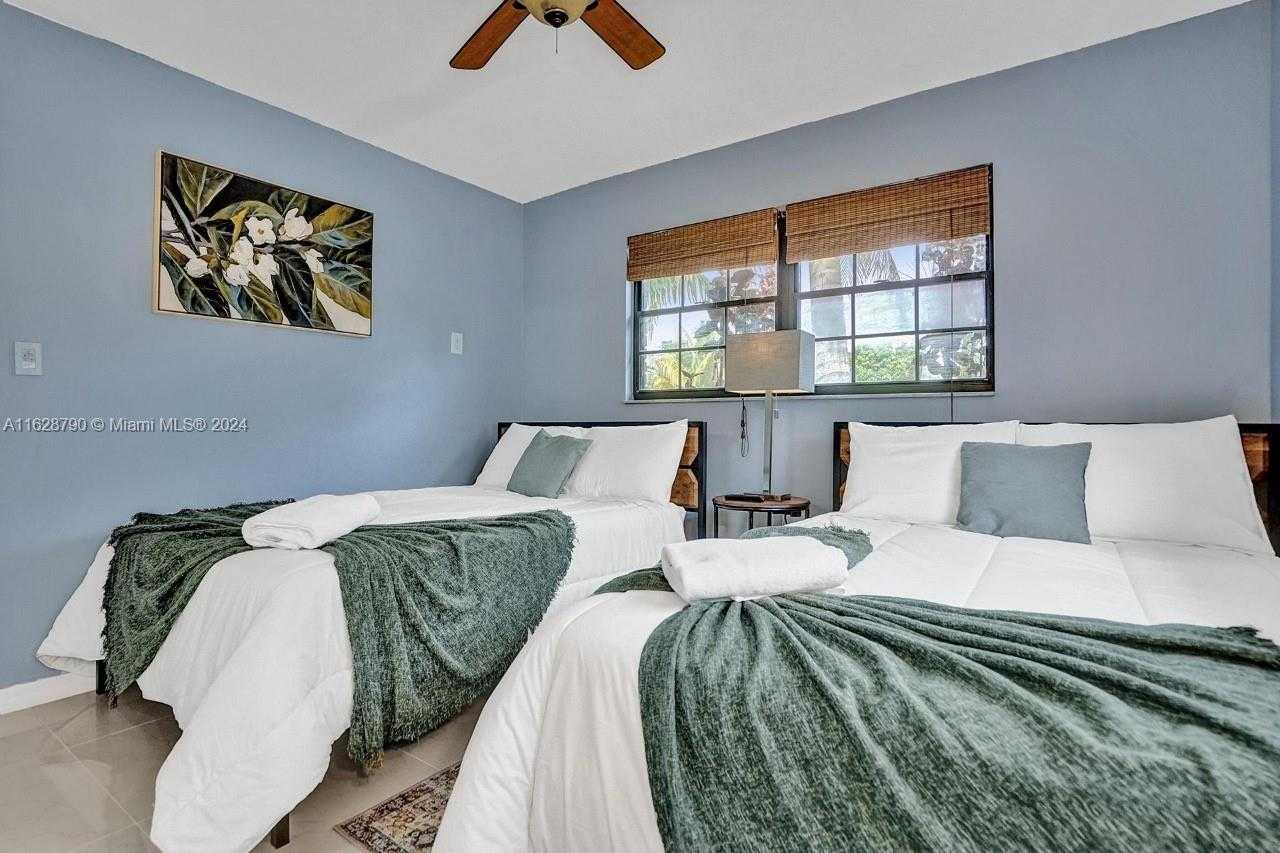 Small Image of 208 SOUTH WEST 2ND AVE, Hallandale Beach Number 26