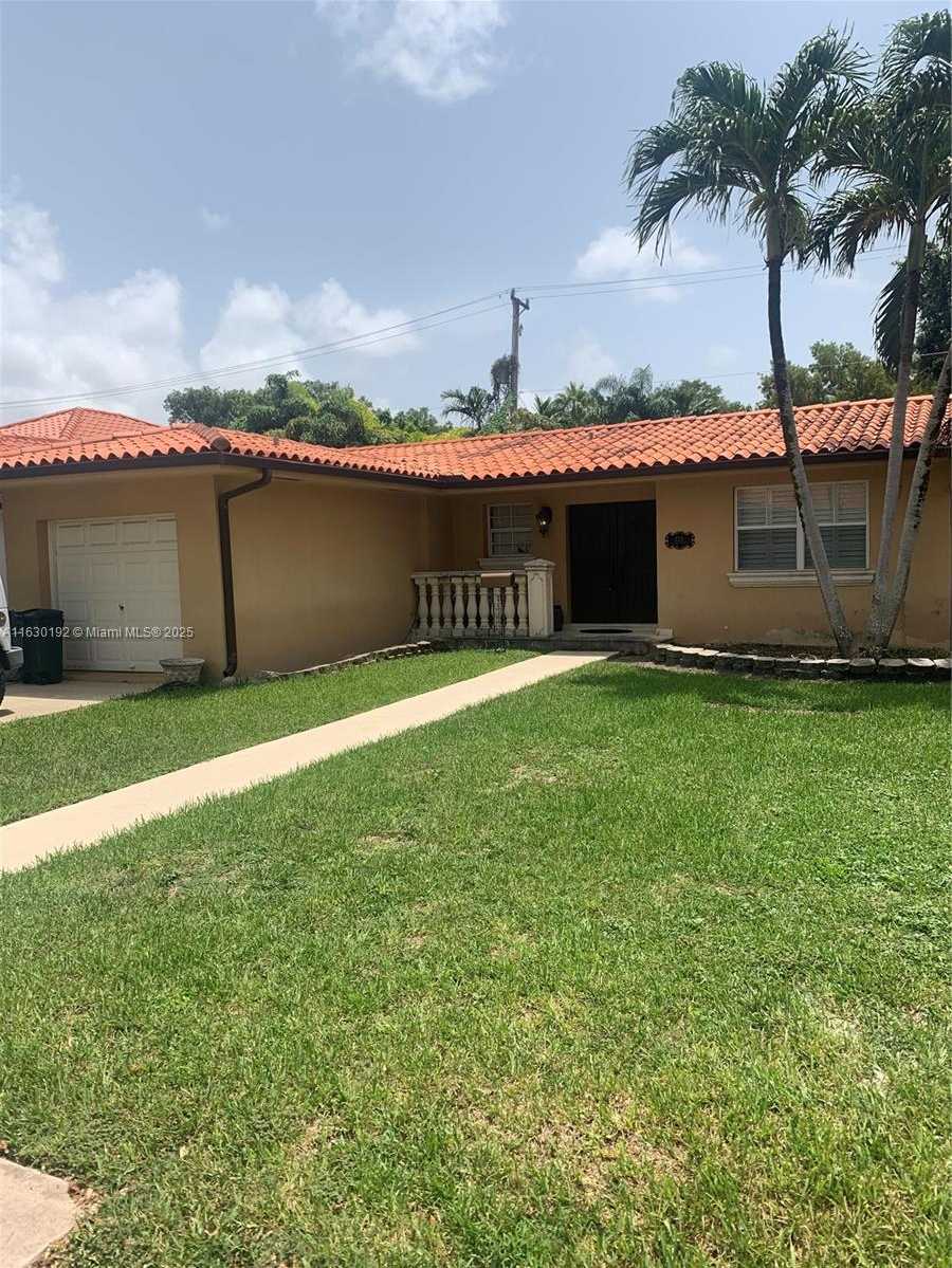 Small Image of 825 EL RADO ST, Coral Gables Number 3